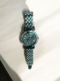 Women’s Analog Watch | Best Quality Stainless Steel Watch in Black Color